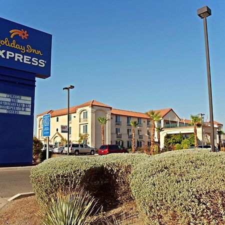 Holiday Inn Express Calexico, An Ihg Hotel Exteriér fotografie